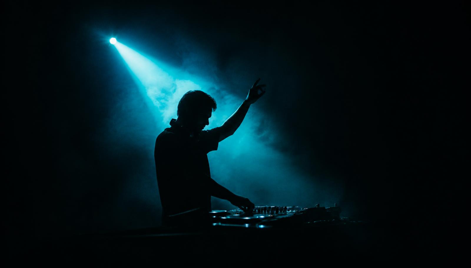 JFrantik performing behind the decks